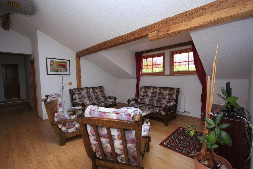 Ferienhaus Hoellwarth Штумм Номер фото